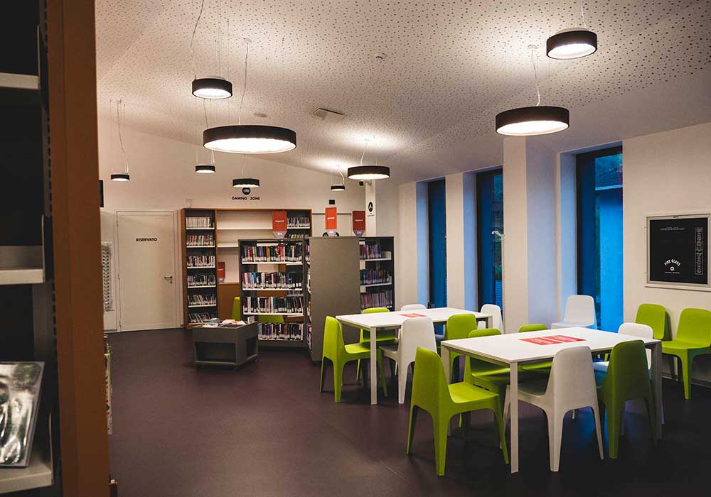 biblioteca comano terme impianto civile corpi illuminanti monfredini fausto