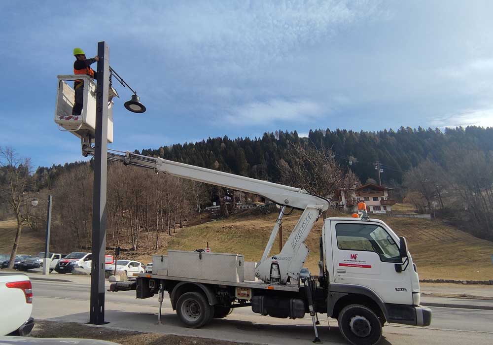 illuminazione comune di pinzolo monfredini fausto